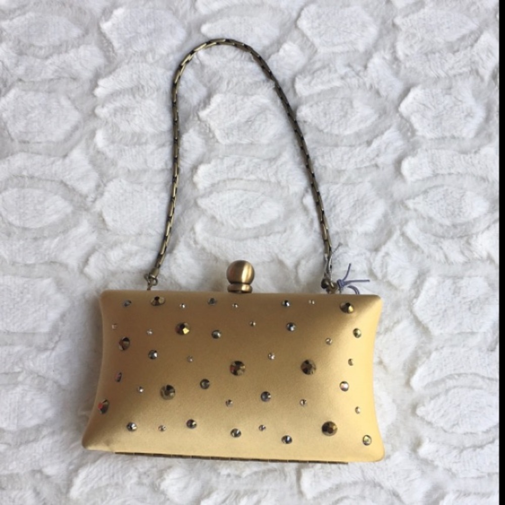 INGE CHRISTOPHER Beautiful and unique clutch